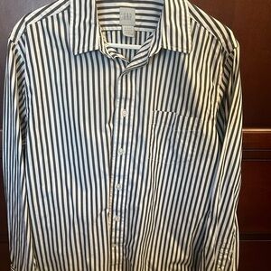 GAP Men's Black and White Striped Casual Shirt
